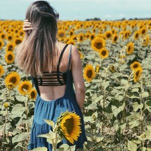 Women's Forever21 Tiered Open Back Fun Flirty Sexy Navy Blue Dress - Size small